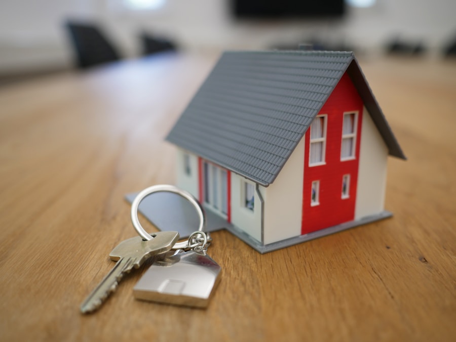 Real estate key handover